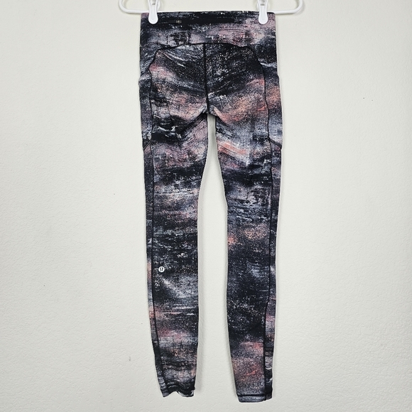 Lululemon Time to Sweat Speed Up Tight | Luxtreme Leggings Size 4 - Picture 3 of 11